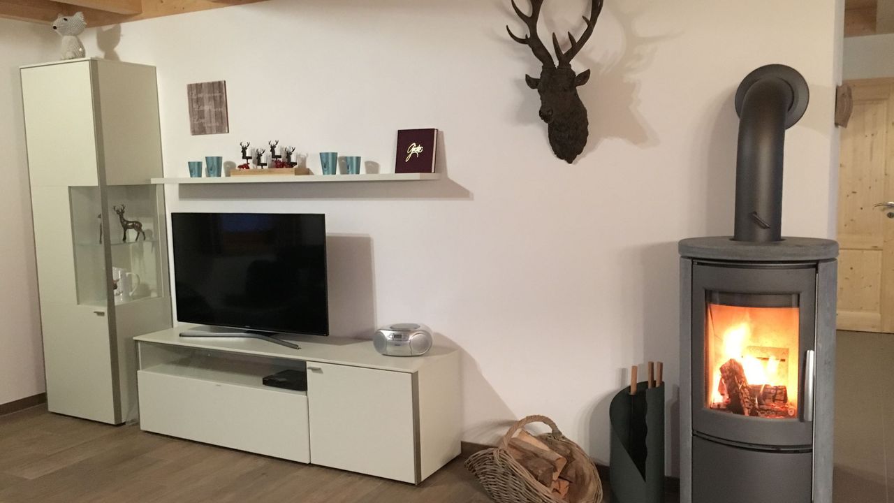 Kamin-/Ofen Kamin-/Ofen